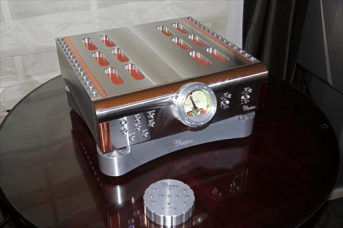 picture "stolen" from absolute sounds uk. thank you